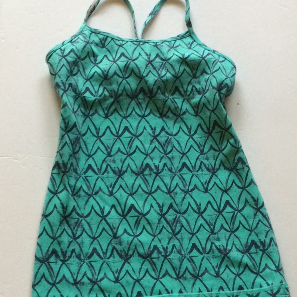 Ivivva by Lululemon girls tank size 10